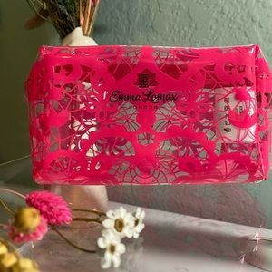 Emma Lomax London travel pouch